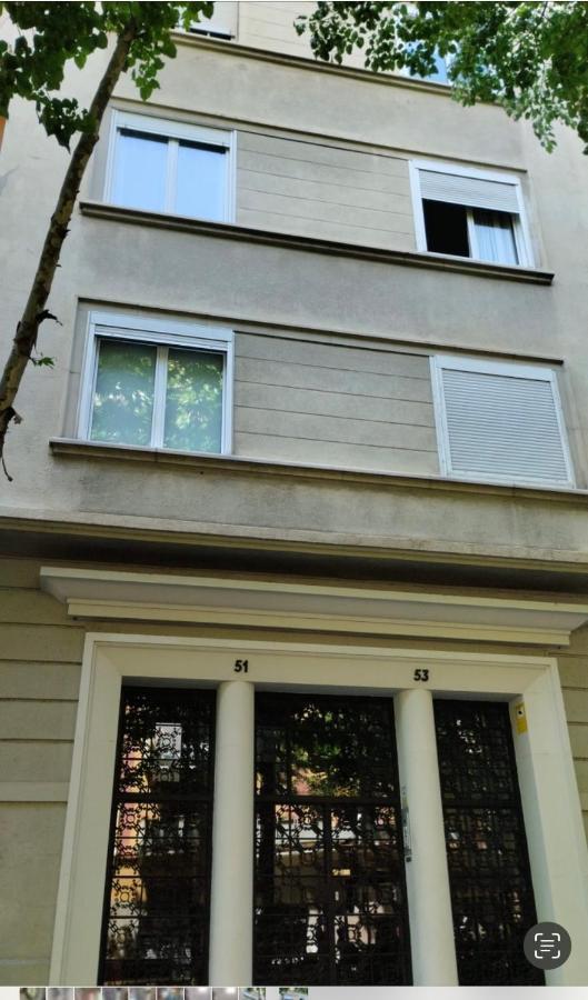 Apartamento Gaudi 51 Barcelona Exterior foto