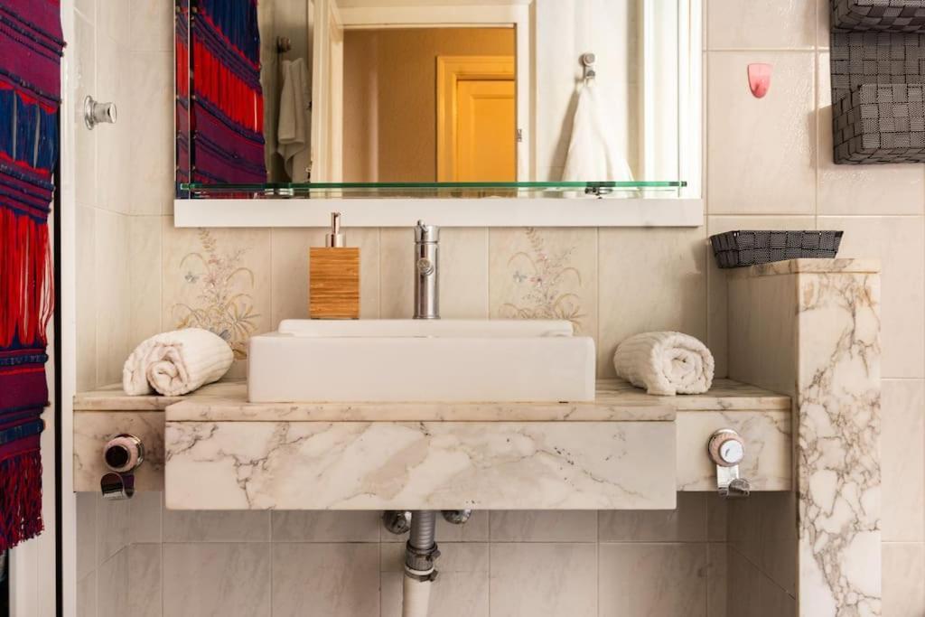 Apartamento Gaudi 51 Barcelona Exterior foto